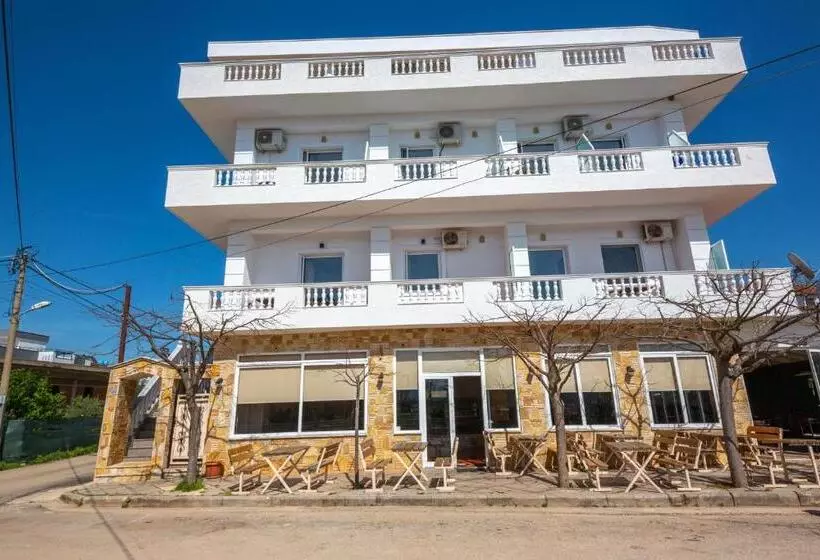 هتل Vale Deti Rooms