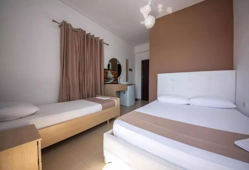 هتل Vale Deti Rooms