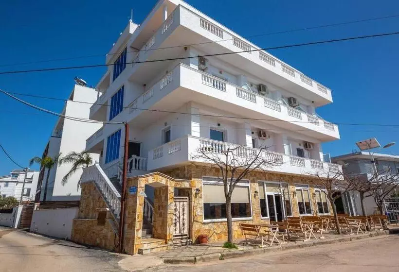 هتل Vale Deti Rooms