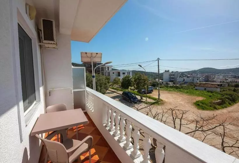 هتل Vale Deti Rooms