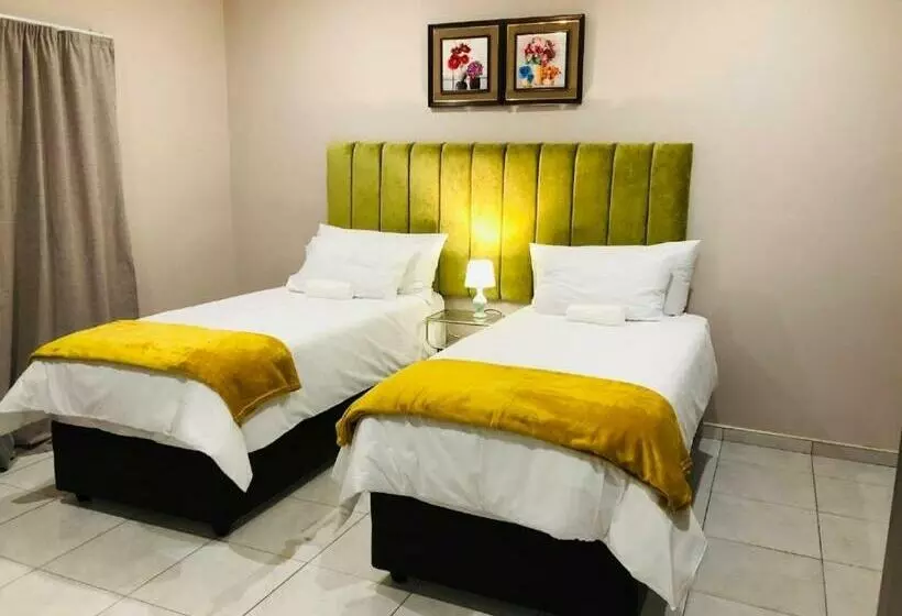 پانسیون Lekuka Guesthouse