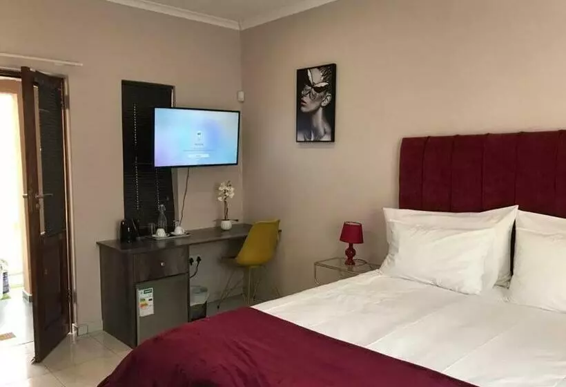پانسیون Lekuka Guesthouse