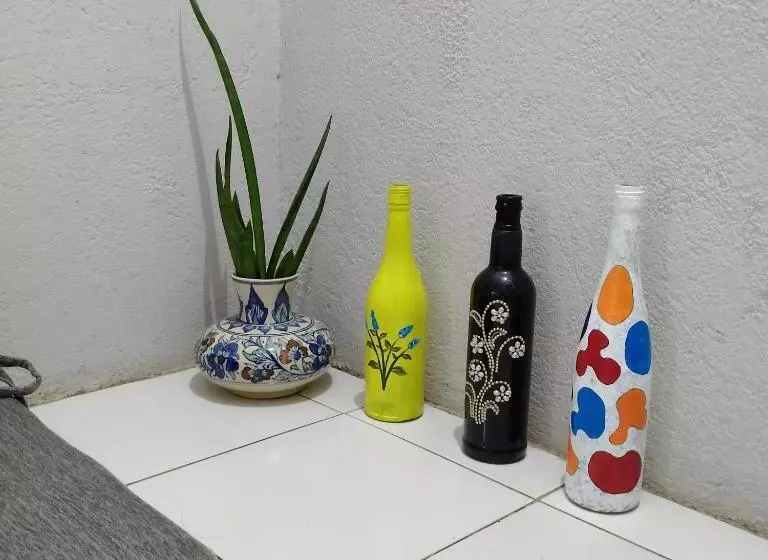 ペンション Traveler House