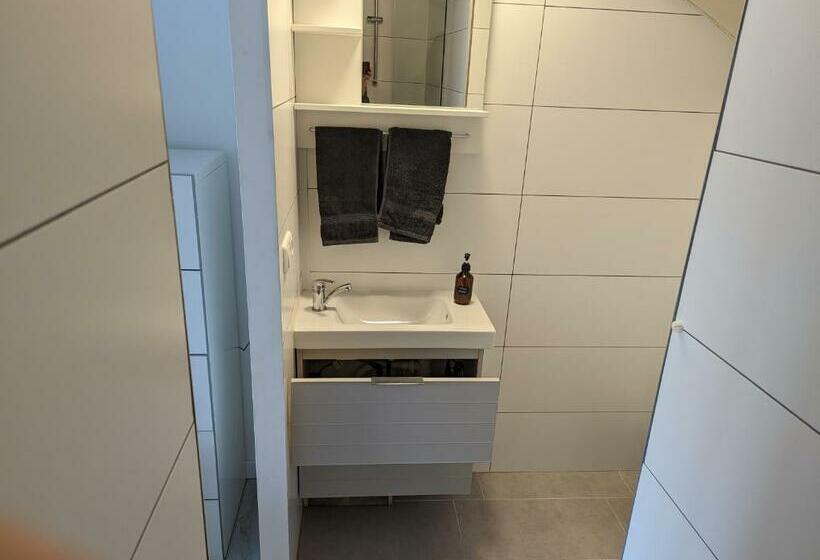 Bed and Breakfast Ground Floor Studio & 2 Bikes