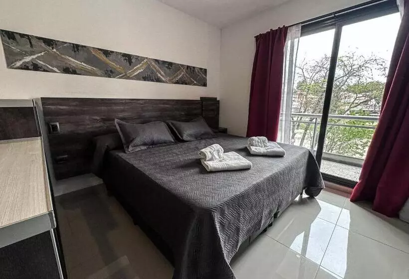 Hotelli Golden Ross Resort & Spa