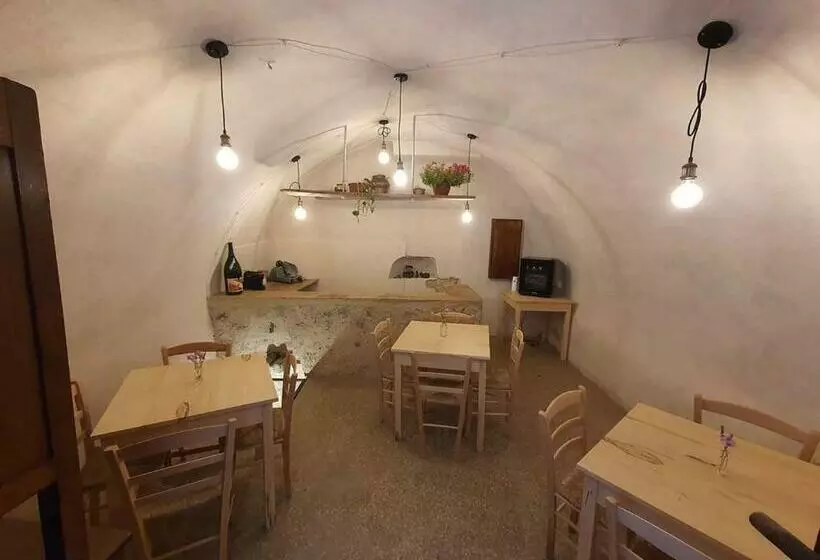 ホテル Il Borgo Di Cornillo