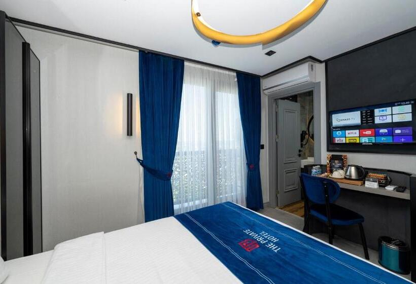 هتل The Private Airport