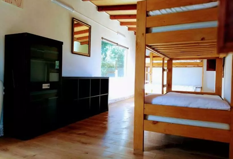 Retkeilymaja Surfhousegerra