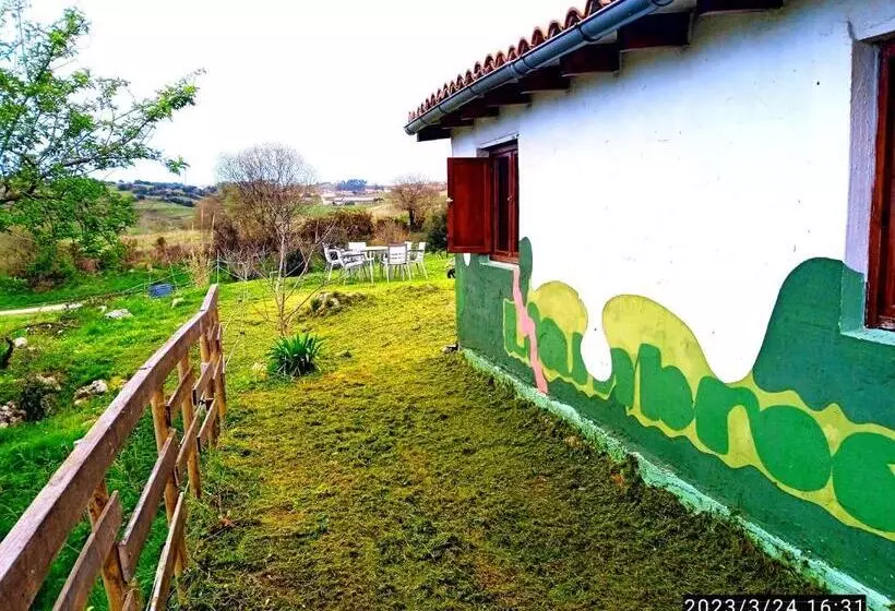 Retkeilymaja Surfhousegerra