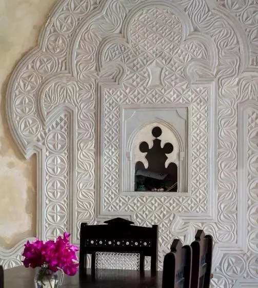 تختخواب و صبحانه Amma S House