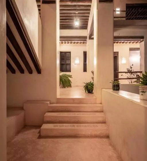 تختخواب و صبحانه Amma S House