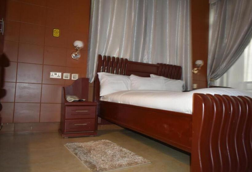 مبيت وإفطار Bwami Dubai Hotel Kasulu