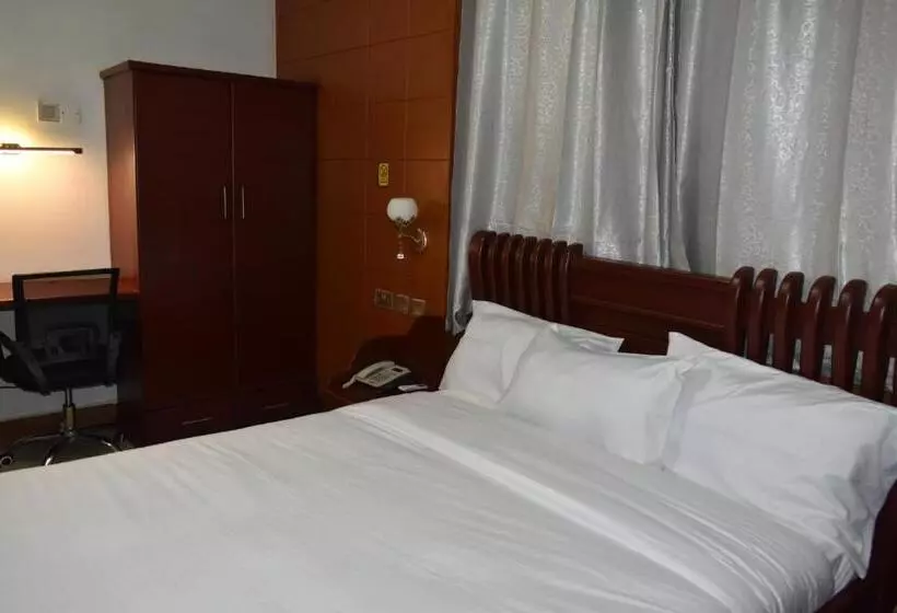 تختخواب و صبحانه Bwami Dubai Hotel Kasulu