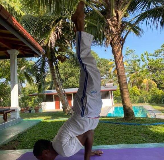 ホテル Jeeva Villa