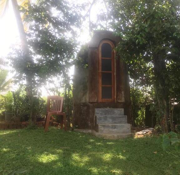 ホテル Jeeva Villa