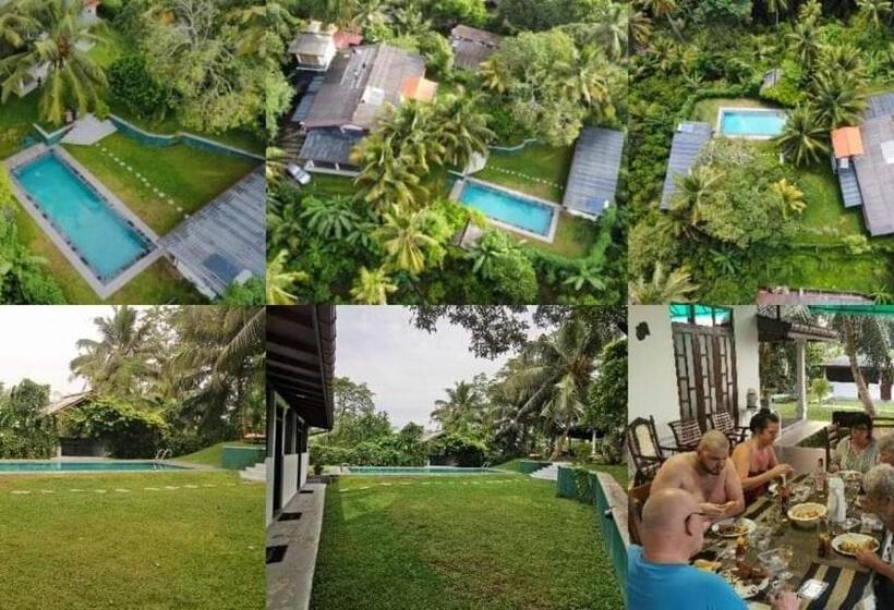 ホテル Jeeva Villa