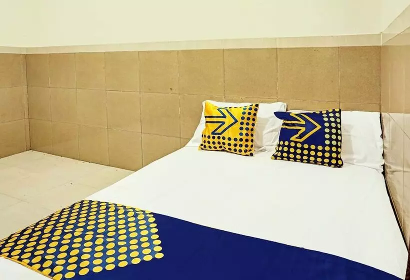 ホテル Spot On 92393 Namimart Syariah 1