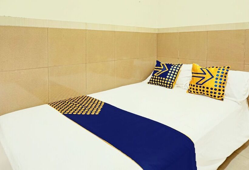 Hotel Spot On 92393 Namimart Syariah 1