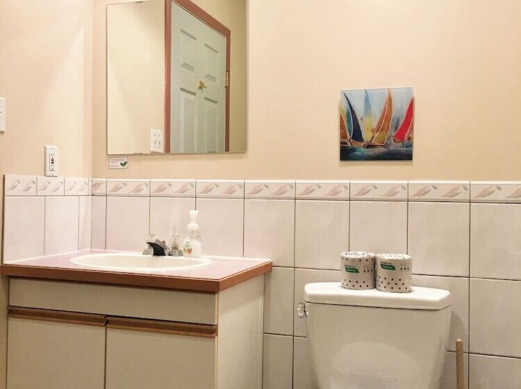 汽车旅馆 Naramata Centre