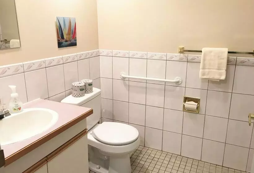 Motelli Naramata Centre