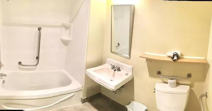 Motelli Naramata Centre