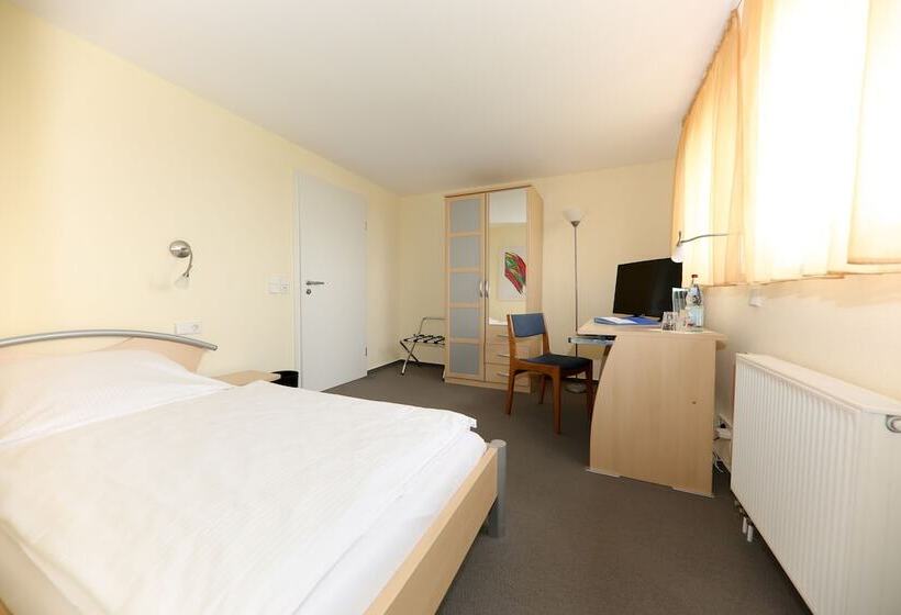 ホテル Albblick Bad Boll