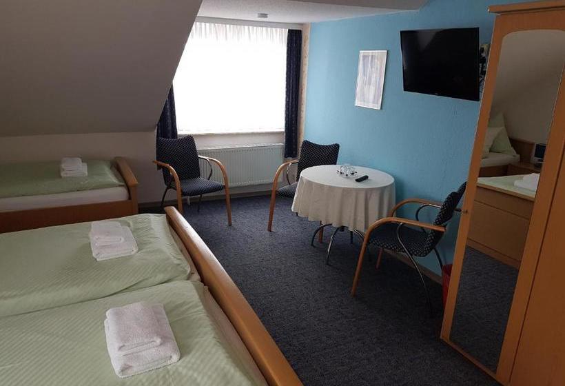 Hotelli Am Alten Hafen