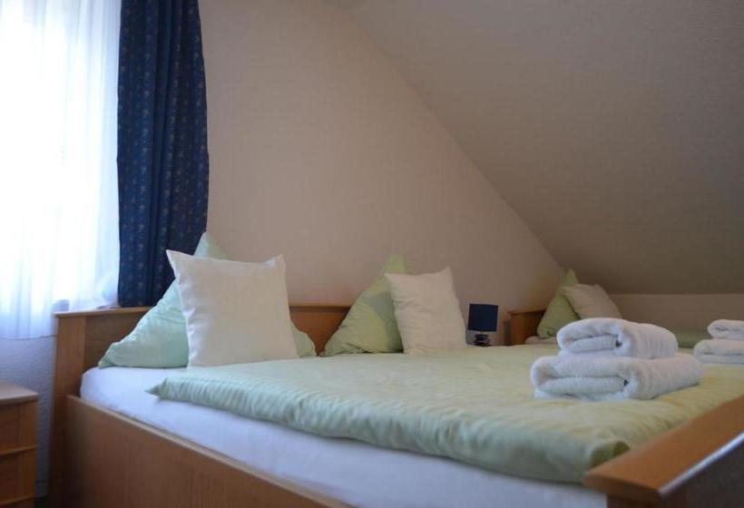 Hotelli Am Alten Hafen