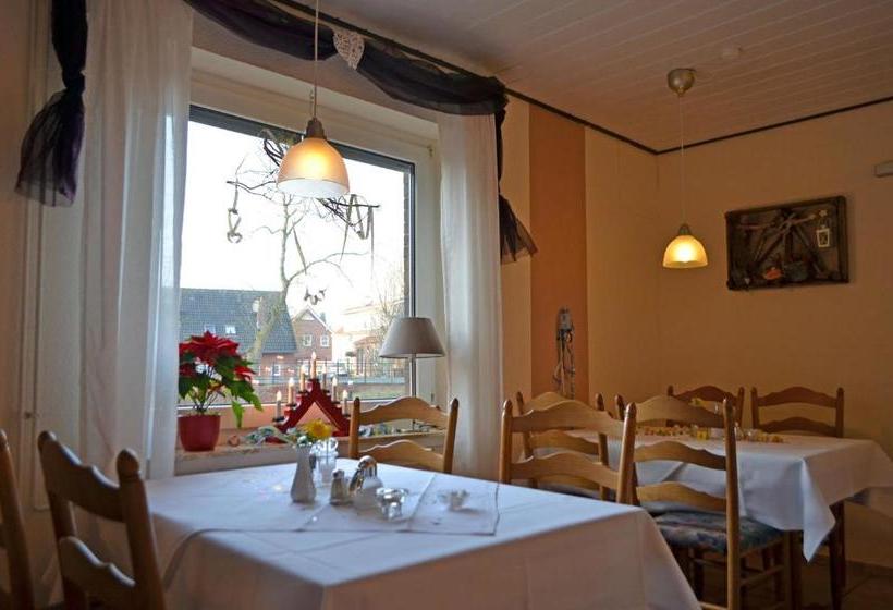 Hotelli Am Alten Hafen