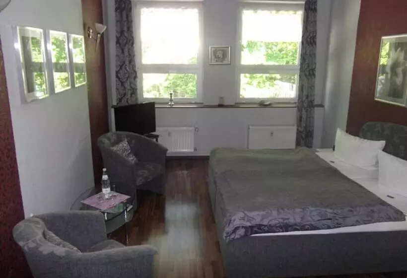 Hotelli Am Schützenberg