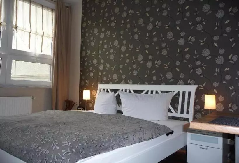 Hotelli Am Schützenberg