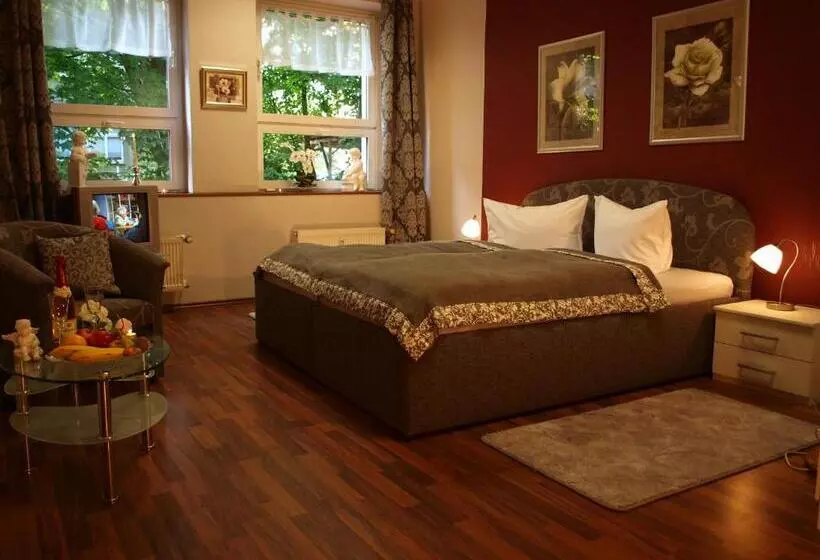 Hotelli Am Schützenberg