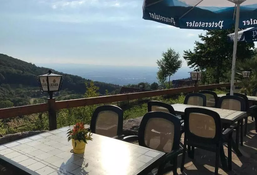 Hotelli Berggasthof Schwarzwaldperle