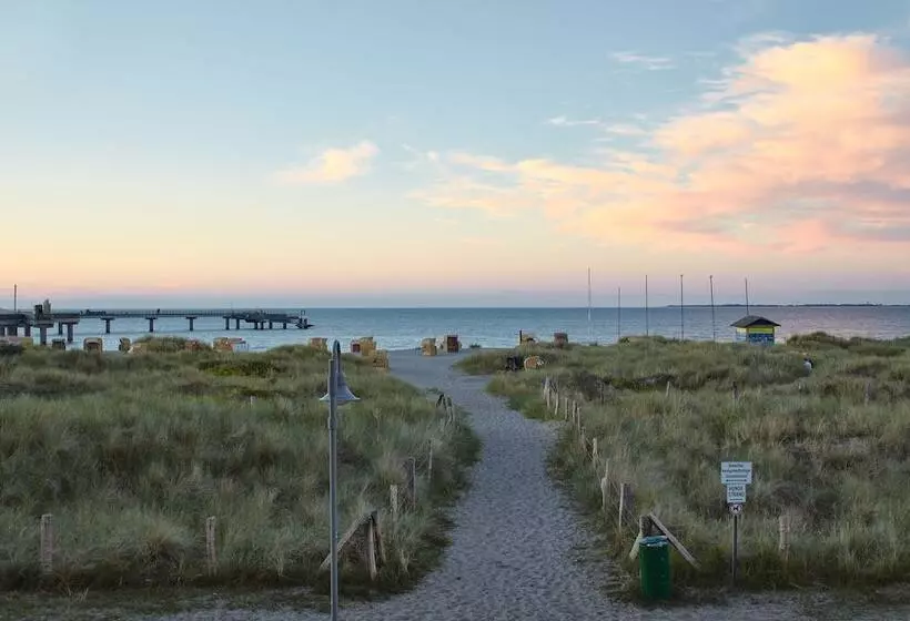 Hotelli Bretterbude Heiligenhafen