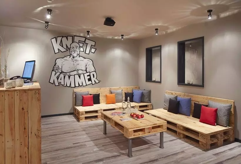 Hotelli Bretterbude Heiligenhafen