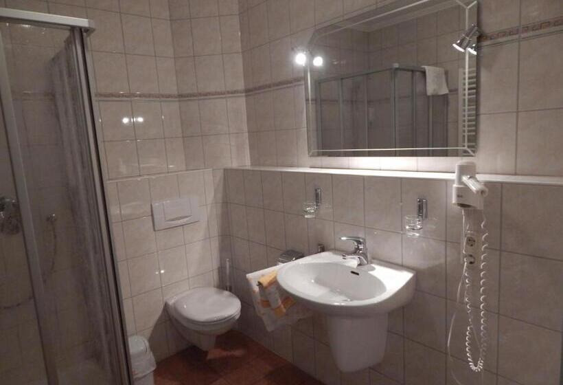 酒店 Garni Haaster Krug Otte