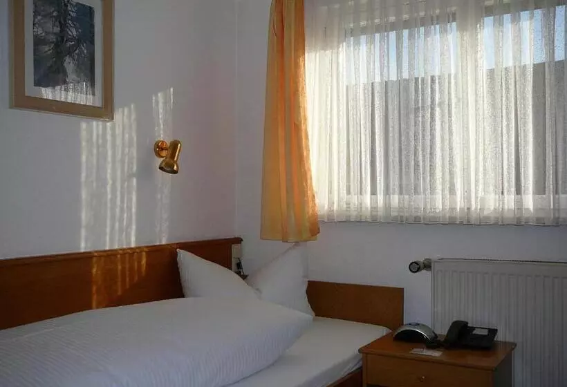 Hotelli Garni Schmid