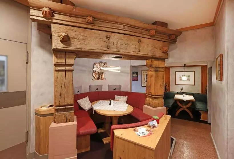 Hotelli Goldener Karpfen