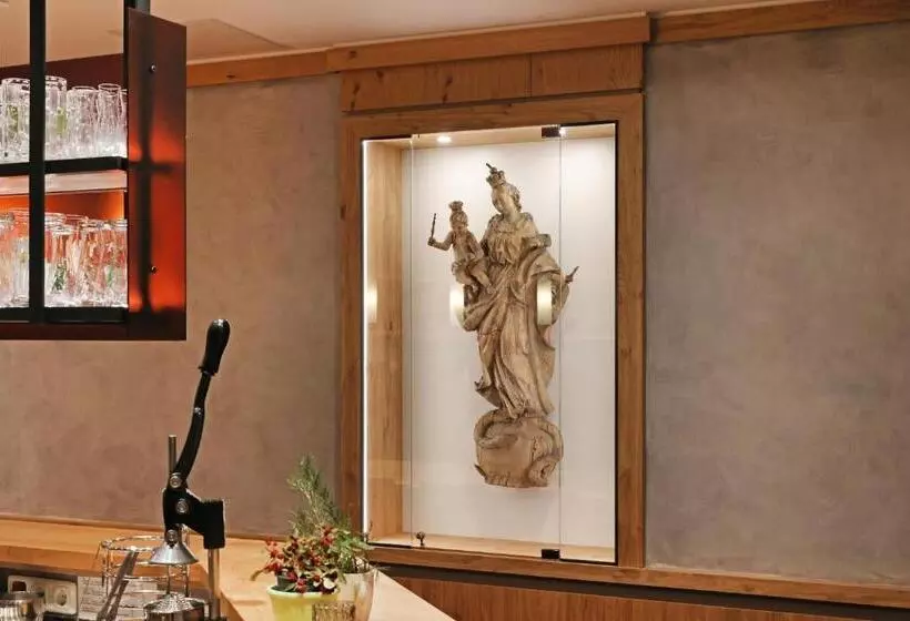 Hotelli Goldener Karpfen