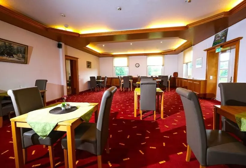 Hotelli Haus Am Walde