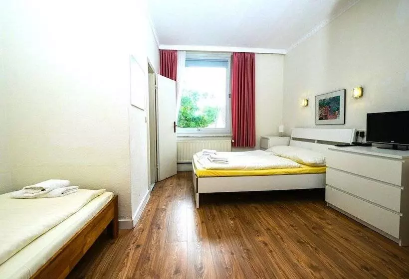 Hotelli Haus Am Walde