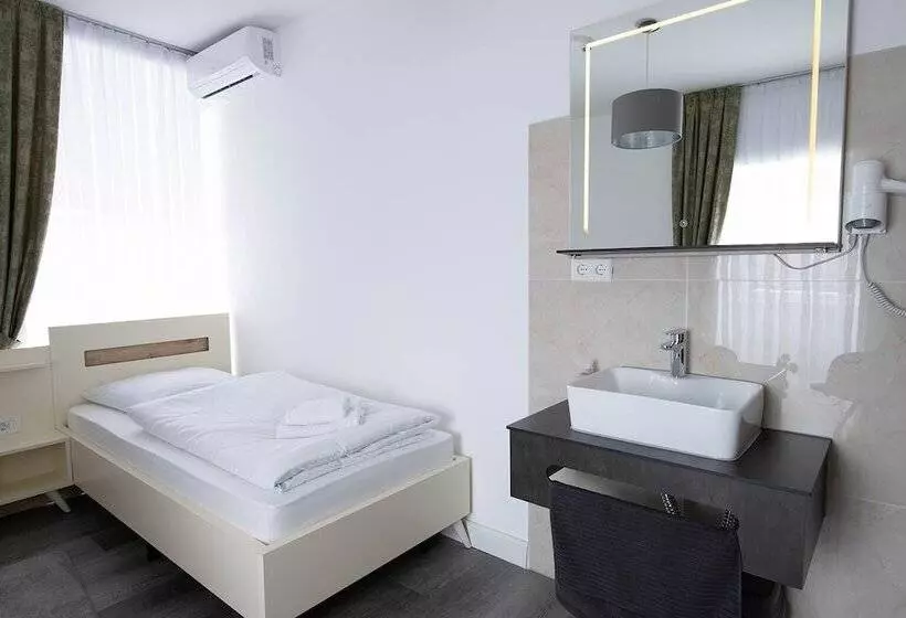 ホテル Heidepension Bispingen