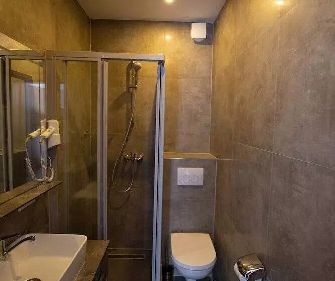 ホテル Heidepension Bispingen