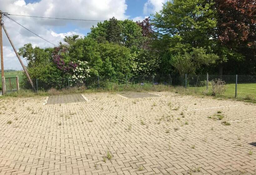 Отель Hennies Hannover Sehnde