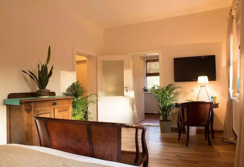 Hotelli Lodge Seaside Boutique