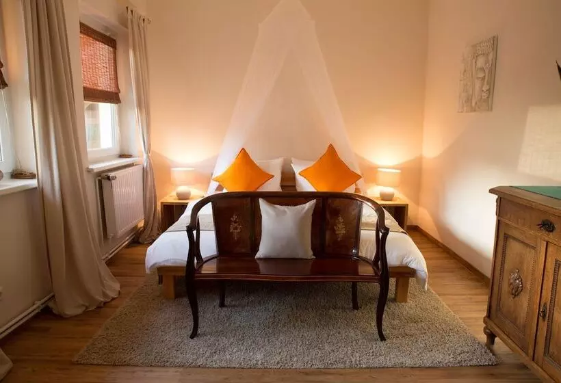 Hotelli Lodge Seaside Boutique