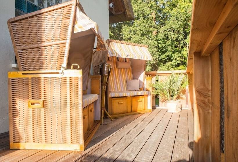 בית מלון כפרי Lodge Seaside Boutique