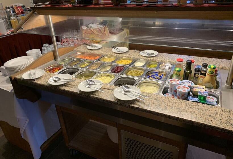 בית מלון כפרי New Fair Munich Messe