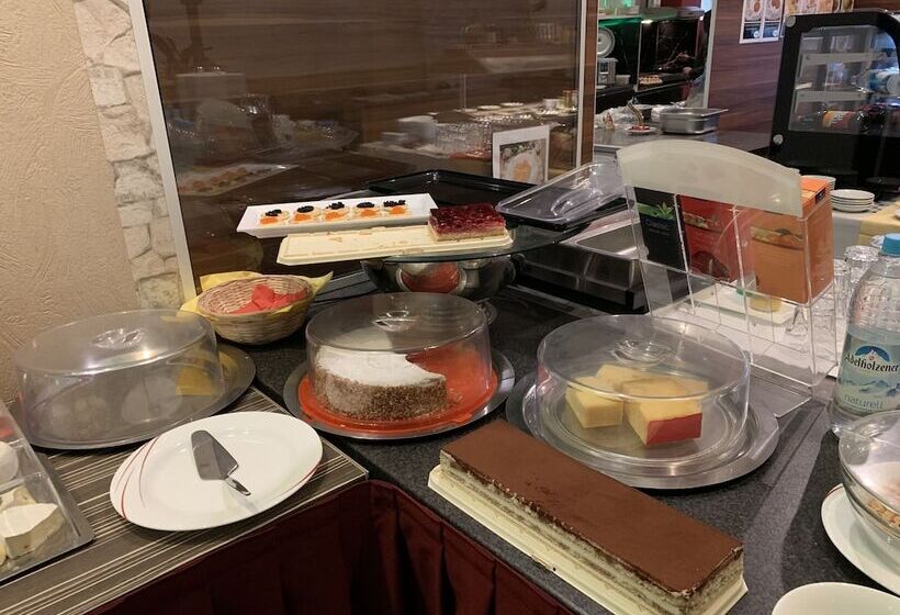 בית מלון כפרי New Fair Munich Messe