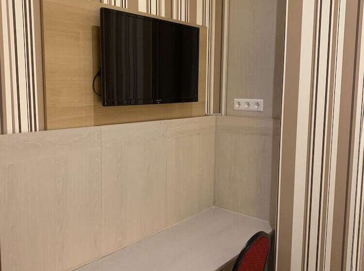 בית מלון כפרי New Fair Munich Messe